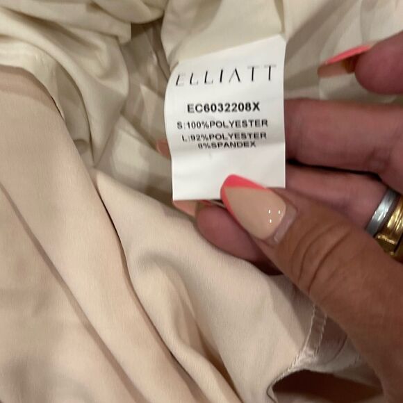 Elliatt X Revolve Larina Halter Maxi Dress in Pearl.Size L - Picture 12 of 16